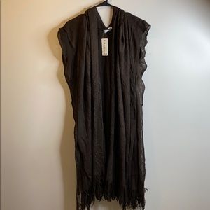 New! O/S sweater poncho